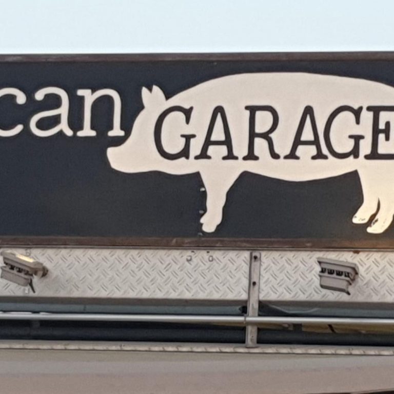 can-garage-ibiza-tipsy-texan-burger